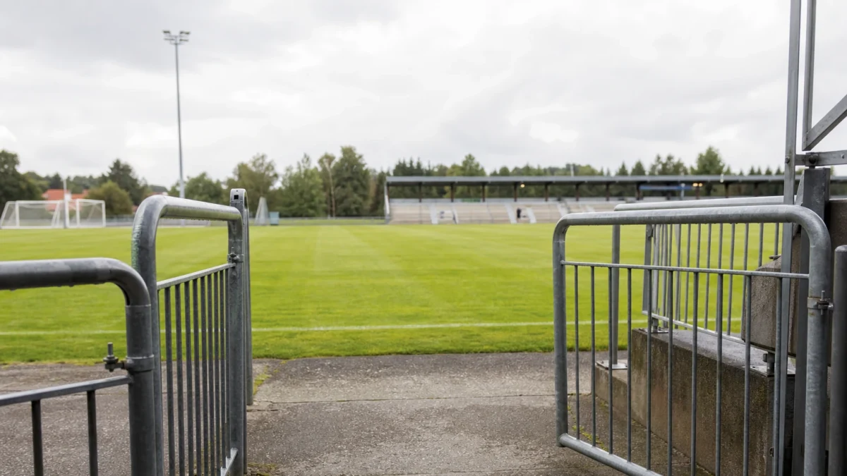 Freiburg får søndagskamp i cupåpningen